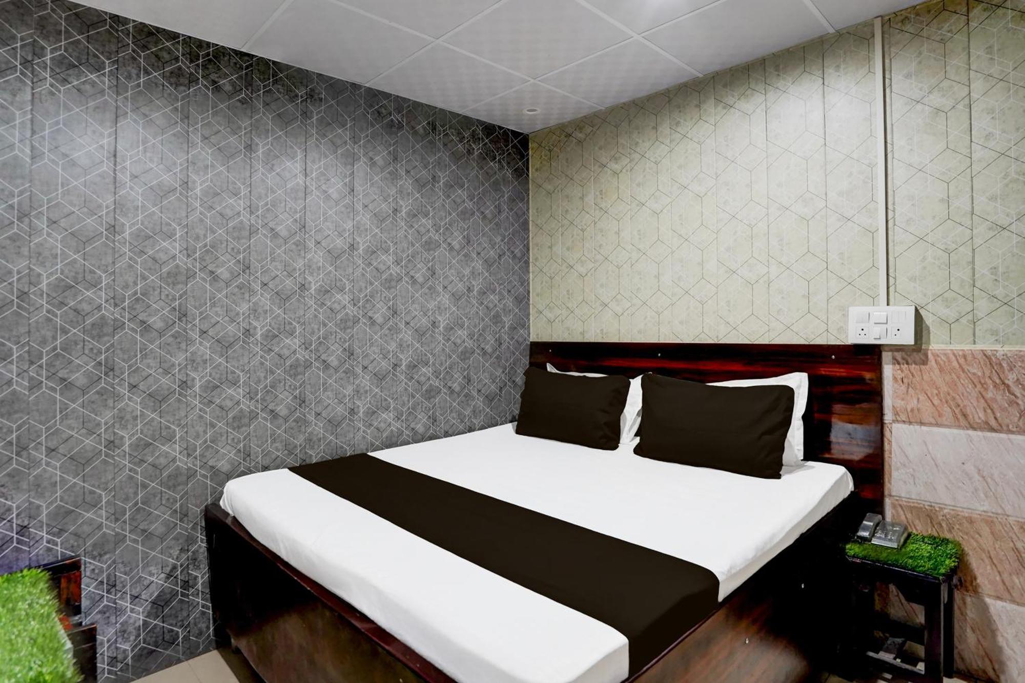 Hotel O Anant Ghaziabad Extérieur photo