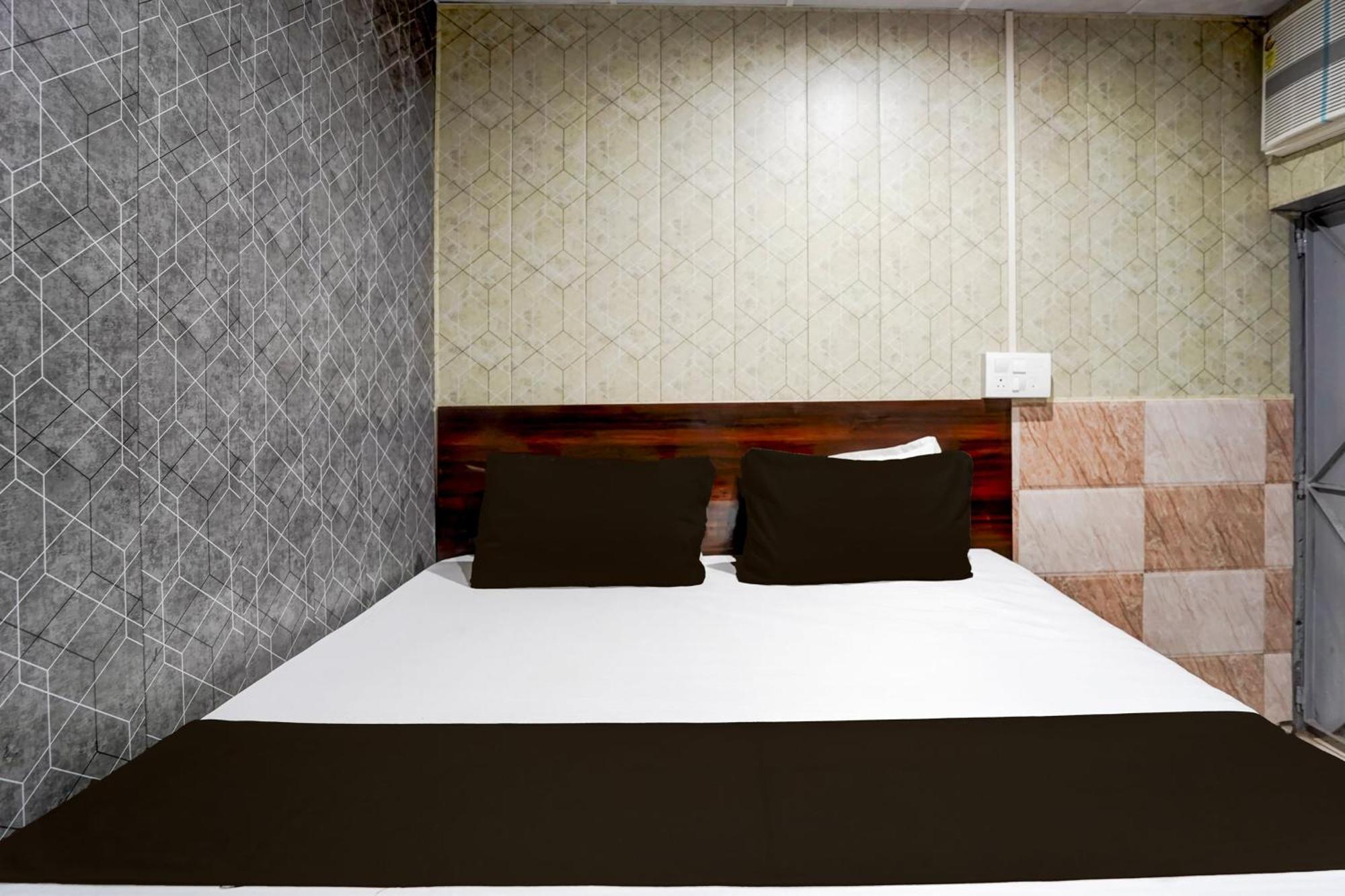 Hotel O Anant Ghaziabad Extérieur photo