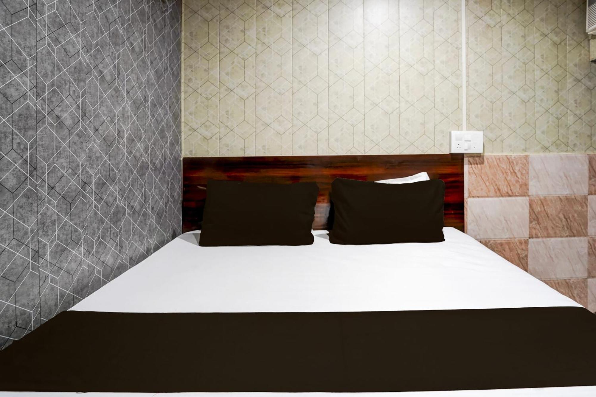 Hotel O Anant Ghaziabad Extérieur photo