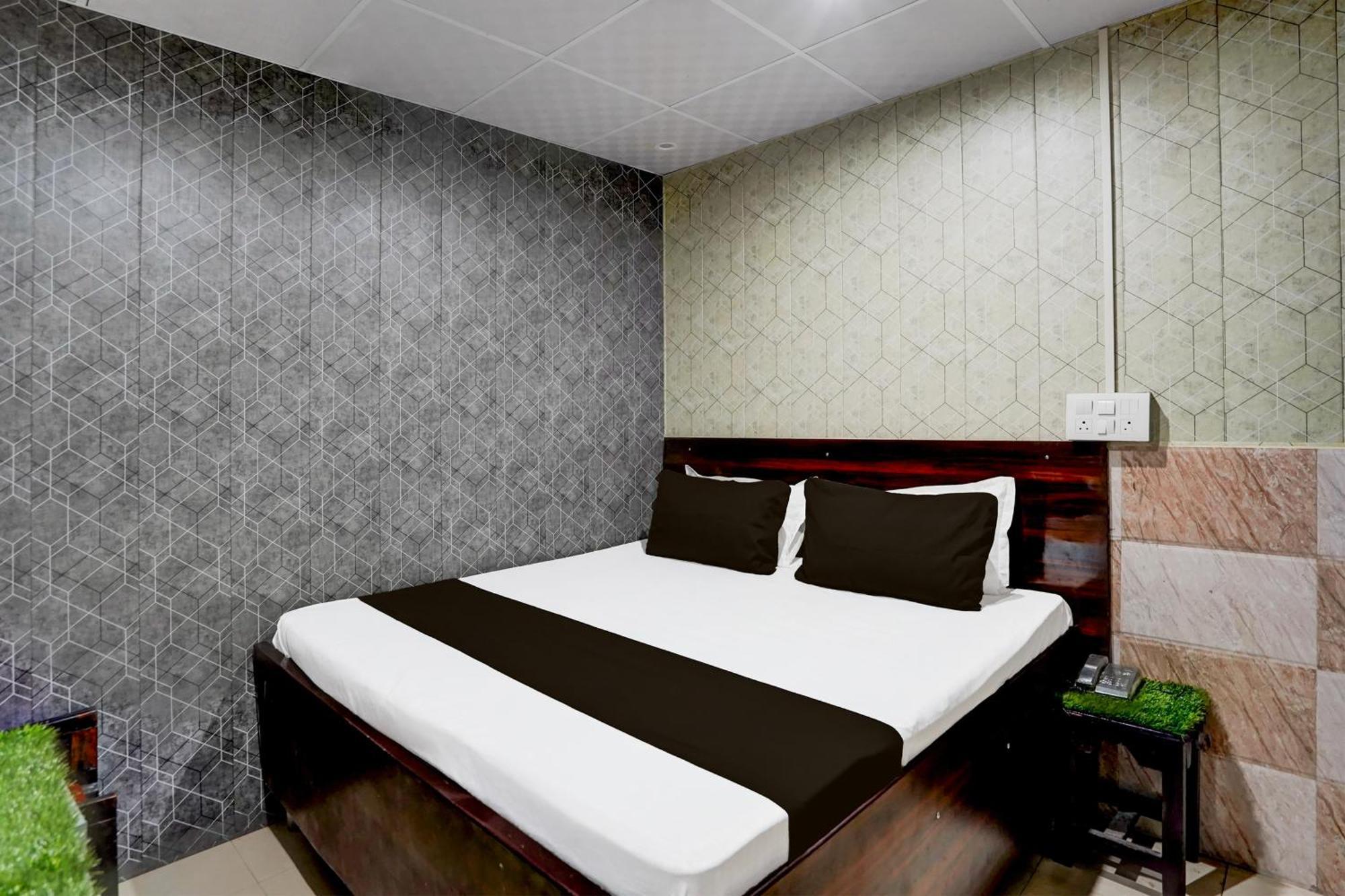 Hotel O Anant Ghaziabad Extérieur photo