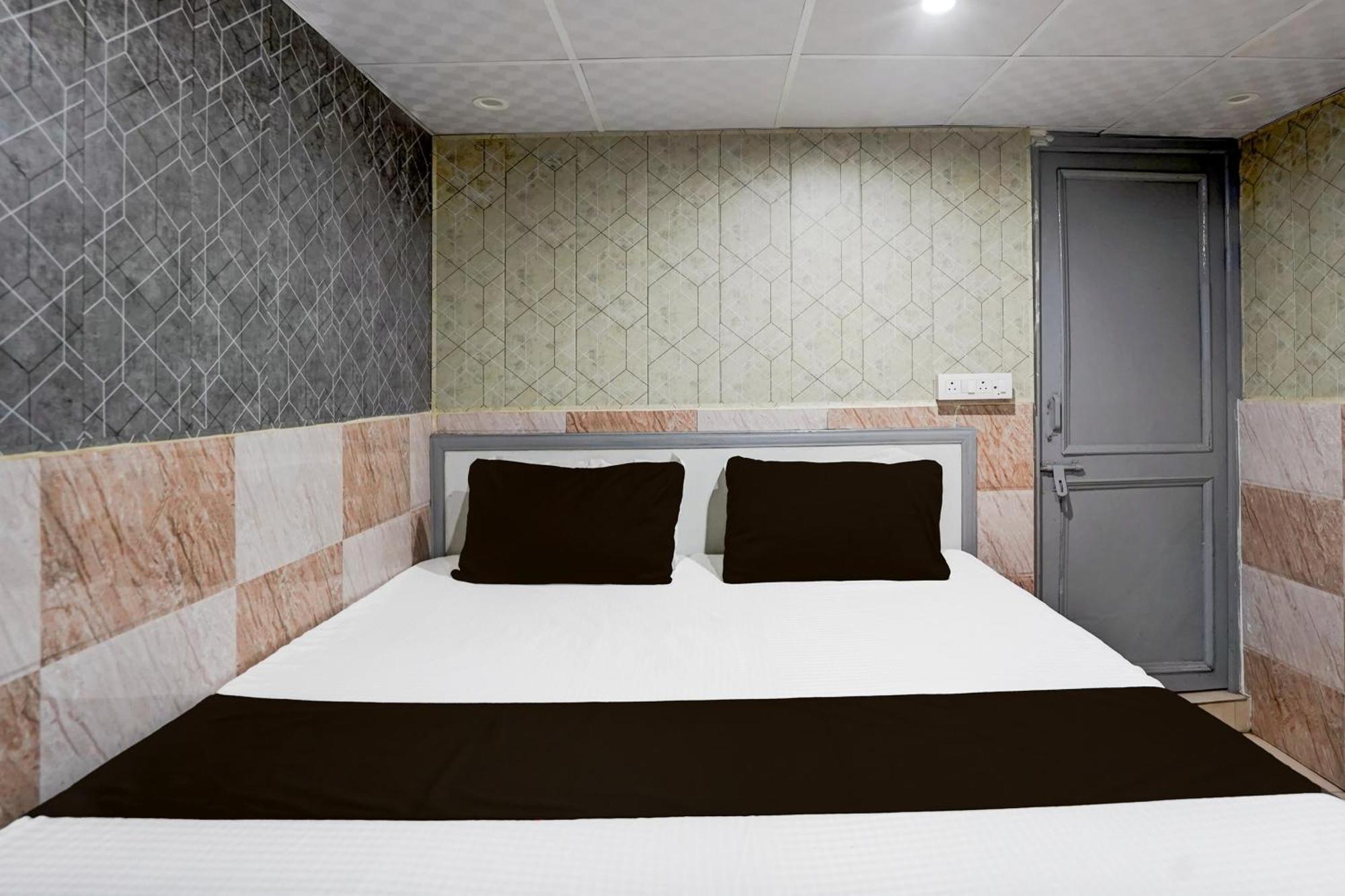 Hotel O Anant Ghaziabad Extérieur photo